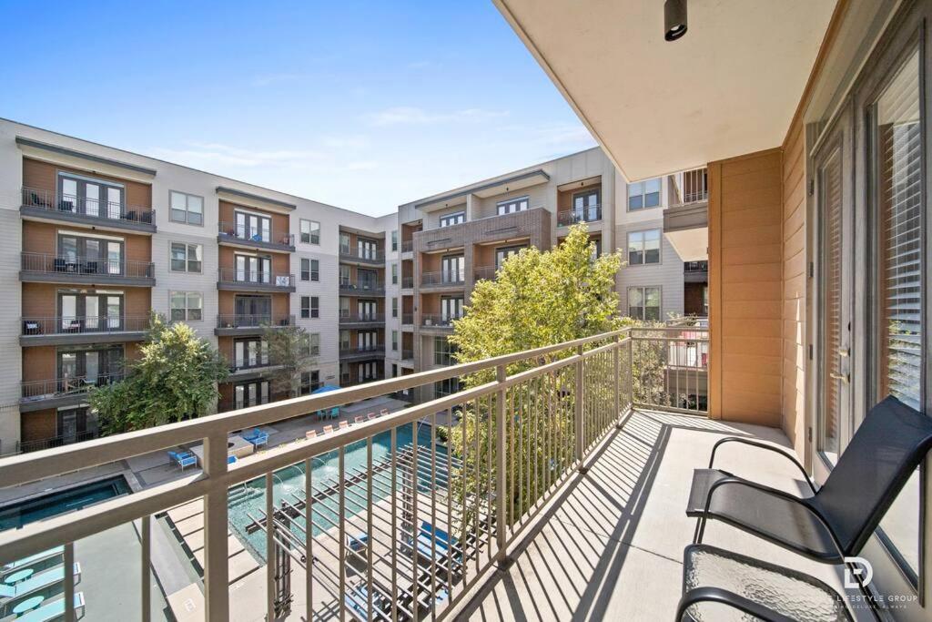 Downtown Houston Deluxe King Suite With Spa Amenities, Pool And Free Parking Экстерьер фото